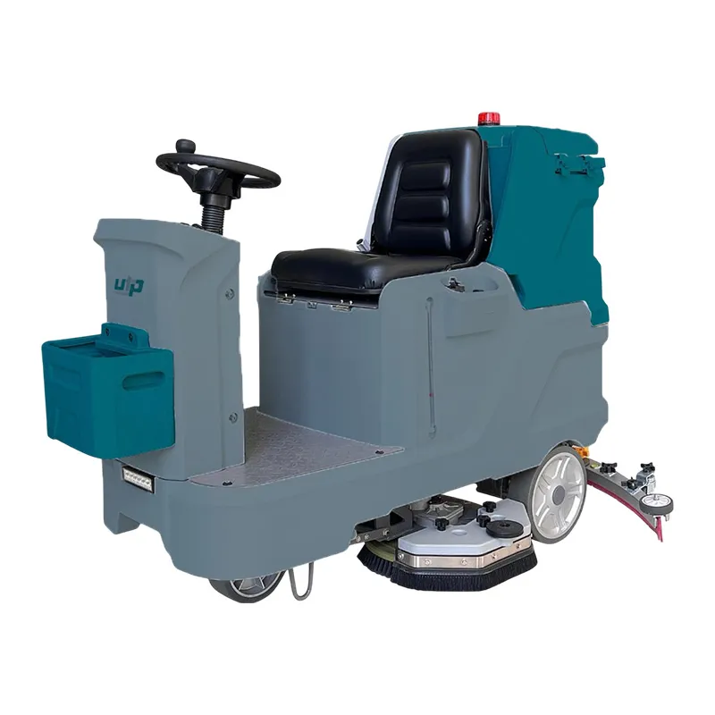 UTP Professional UTP710B Binicili Zemin Temizleme Makinesi, Akülü, 95+130 L