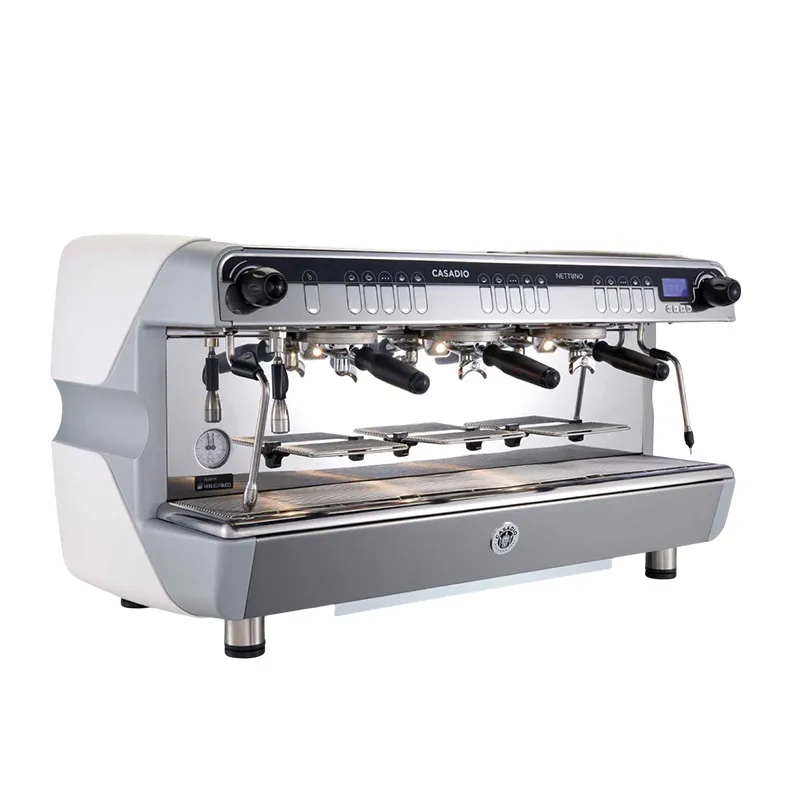 Casadio NETTUNO A3 TC Tall Cup Tam Otomatik Espresso Kahve Makinesi, 3 Gruplu, Beyaz